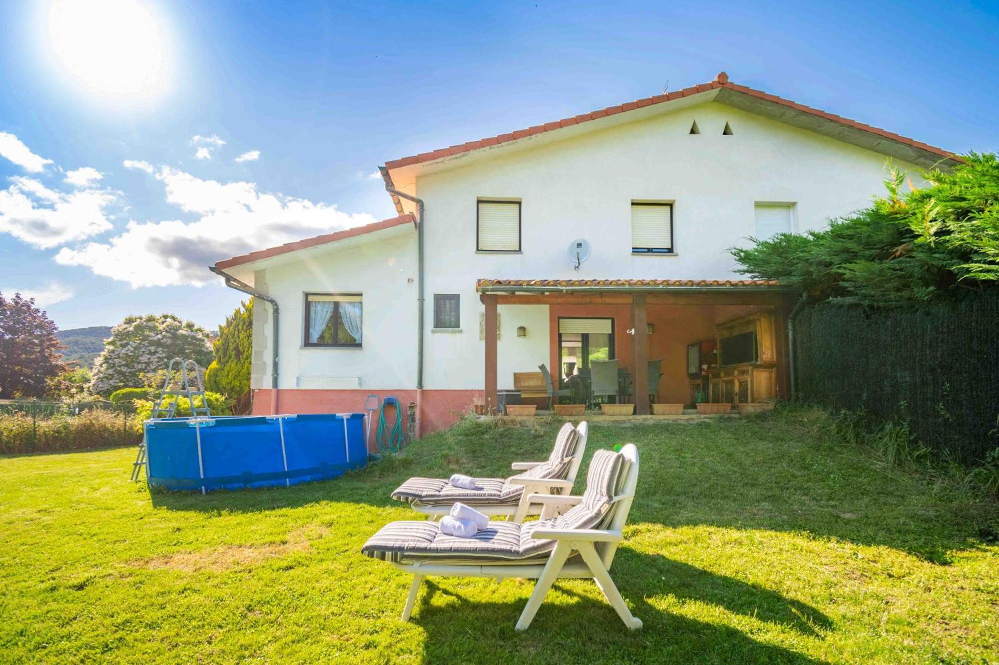 Casa Esteribar, Espacioso Alojamiento Con Jardin Y Barbacoa Proxima A Pamplona Villa Larrasoana Exterior foto